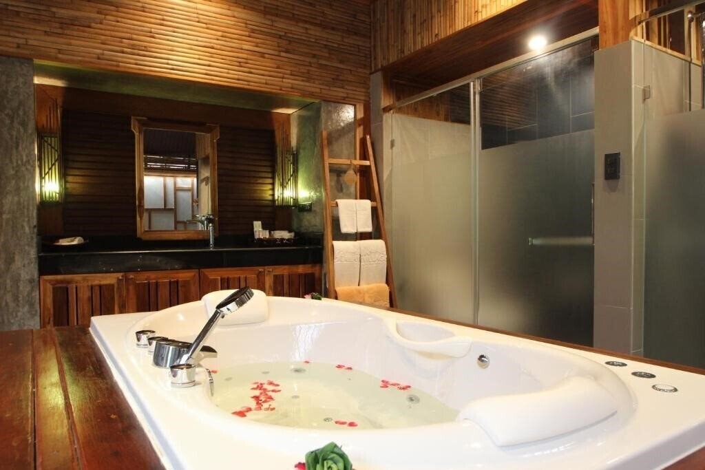 Фотографія Railay Village Resort And SPA 4*