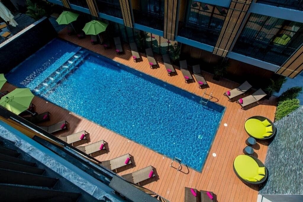 Hotel Glow Ao Nang Krabi 3*