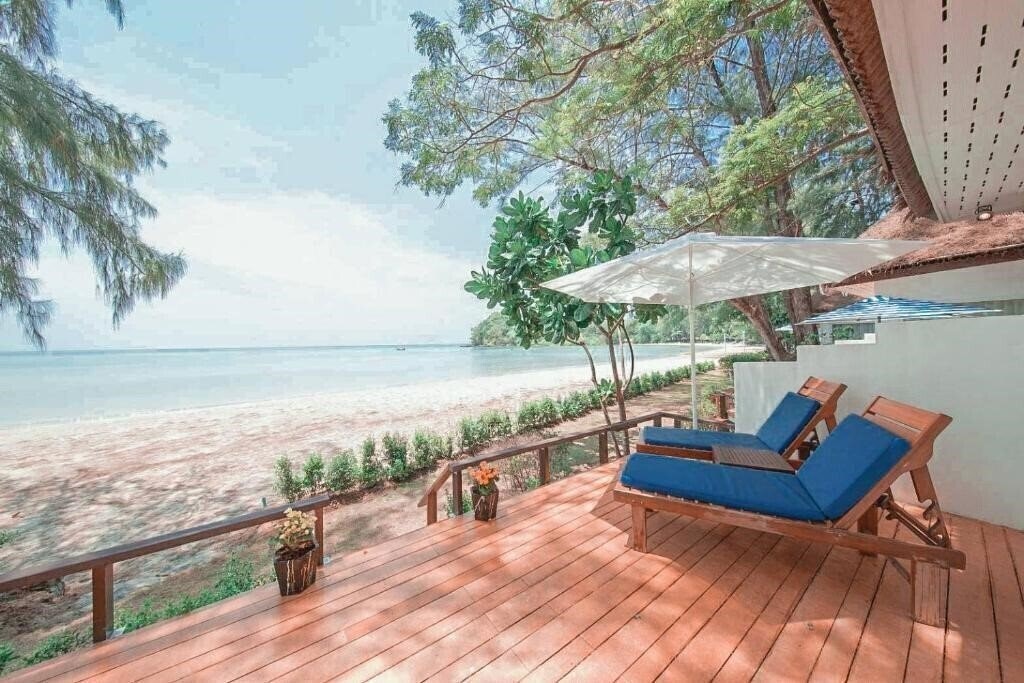 Зображення Twin Bay Resort Lanta 3*