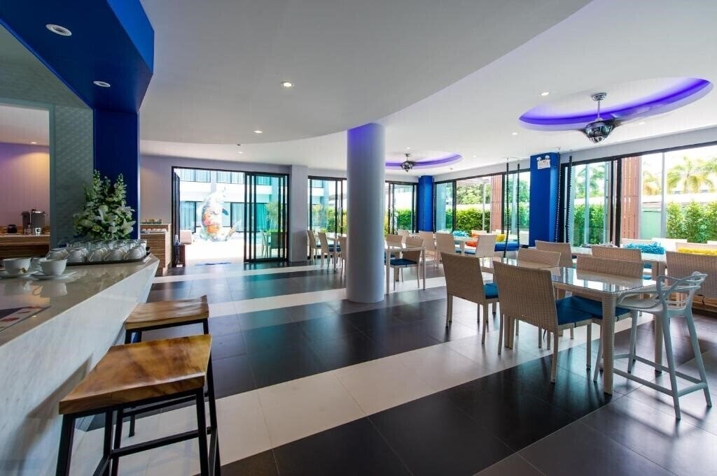 Готель Krabi Seabass Hotel 4*