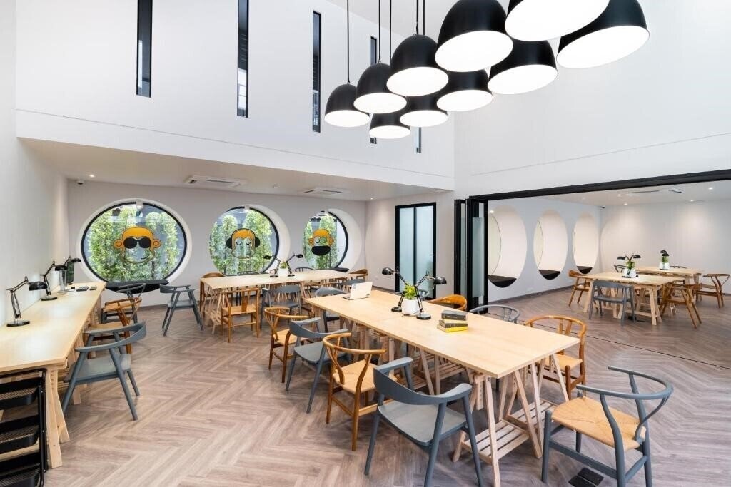 Hotel Blu Monkey Hub & Hotel Krabi Town 4*