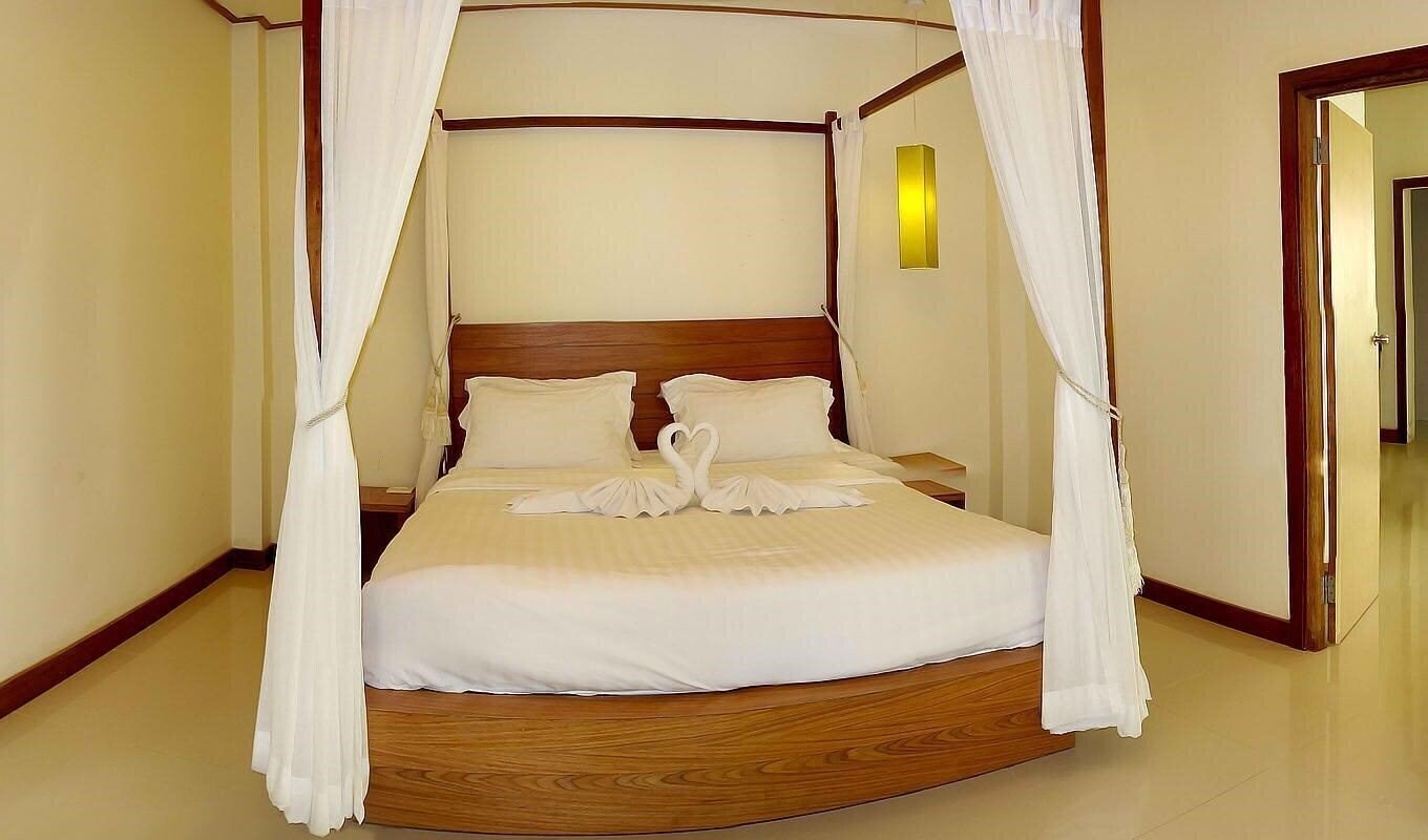 Zdjęcia Nantra De Deluxe Hotel 4*