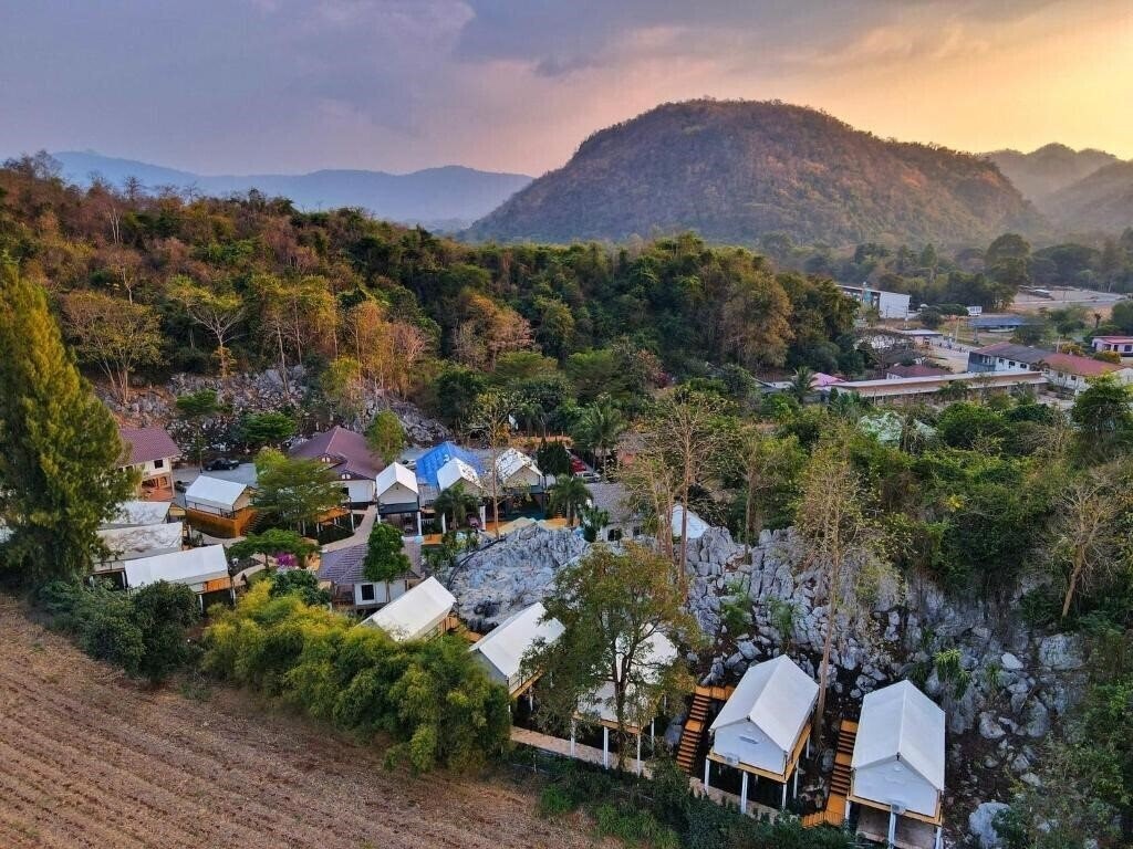 Hotel Mont Blanc Base Camp Khaoyai 2*