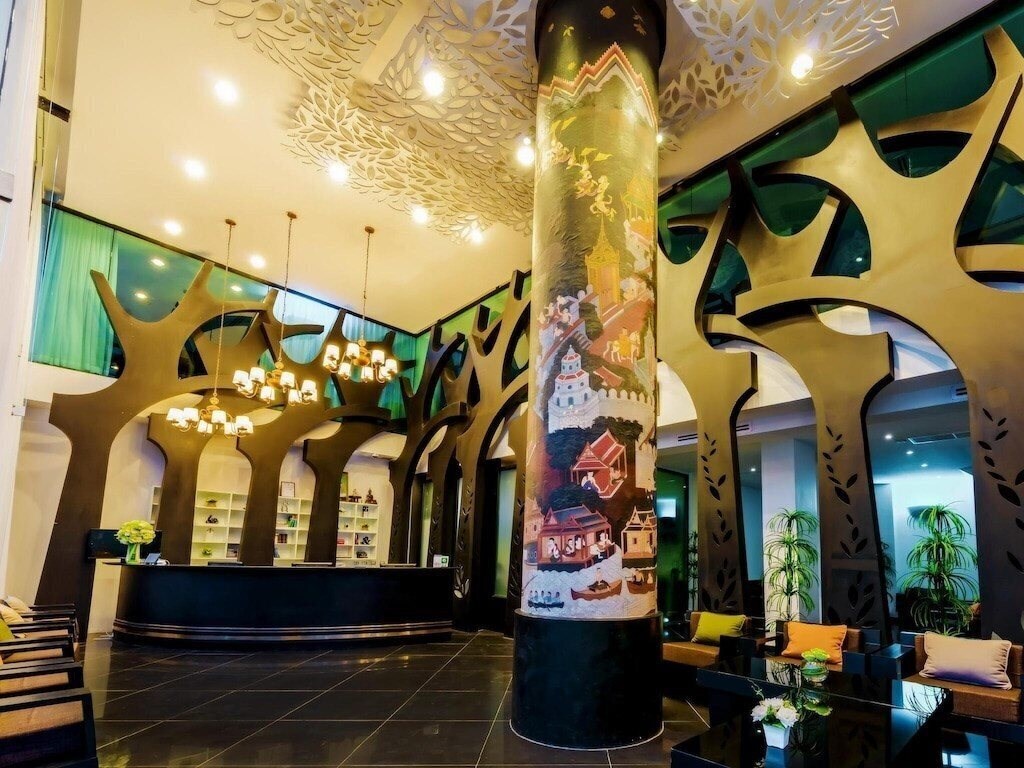 Готель Raha Grand Hotel (ex. Nara Grandeur Hotel Patong) 3*