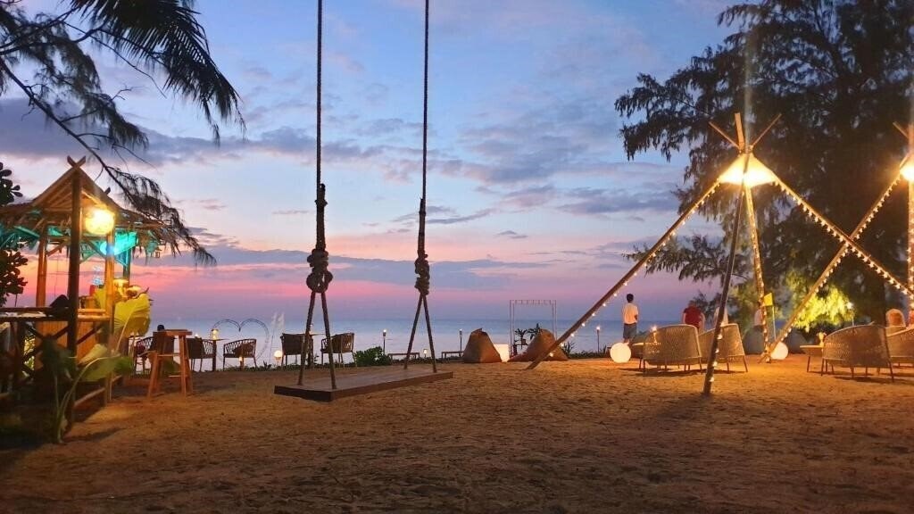 Zdjęcie Estella Phuket Mai Khao Beach Resort 5*