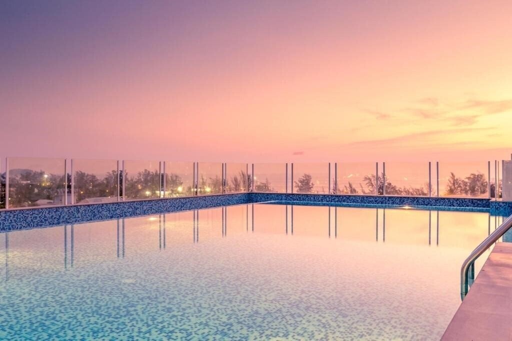 Отель Chanalai Hillside Resort 4*