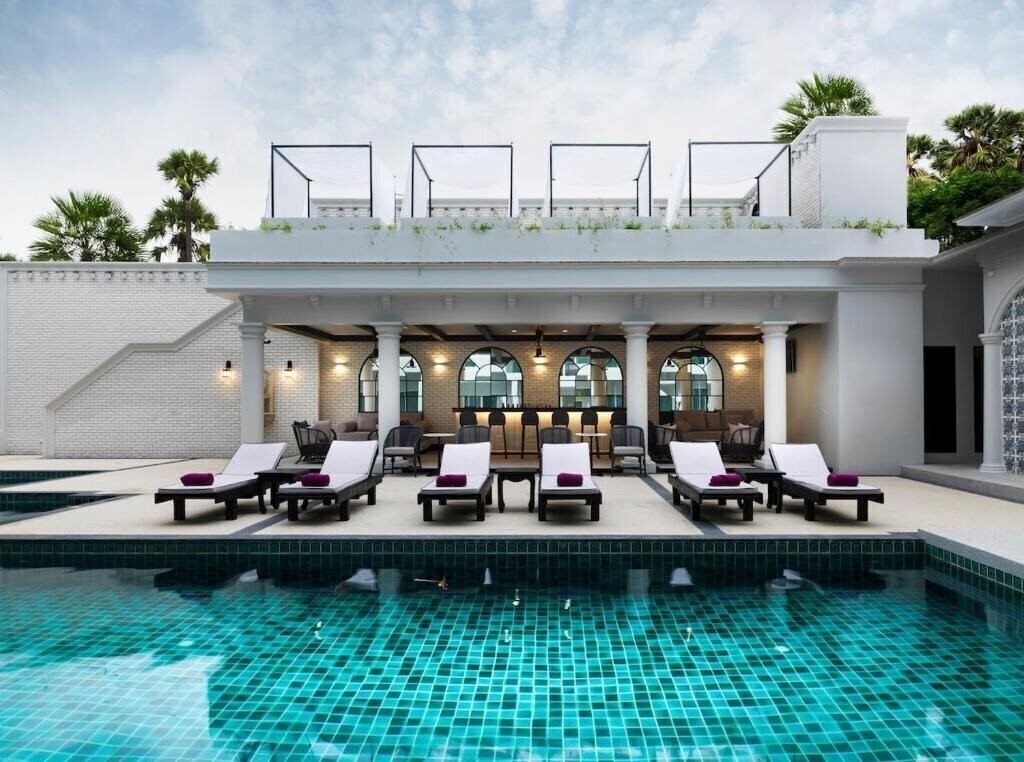 Hotel Chanalai Romantica Resort 4*