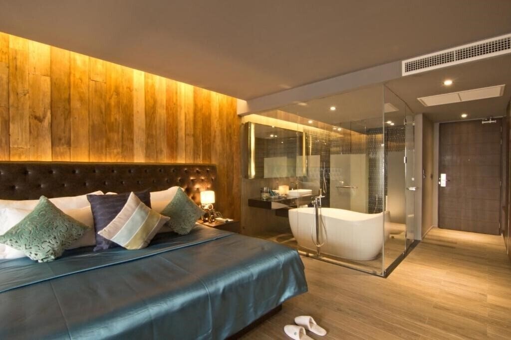 Hotel Le Coral Hideaway Beyond Phuket 5*