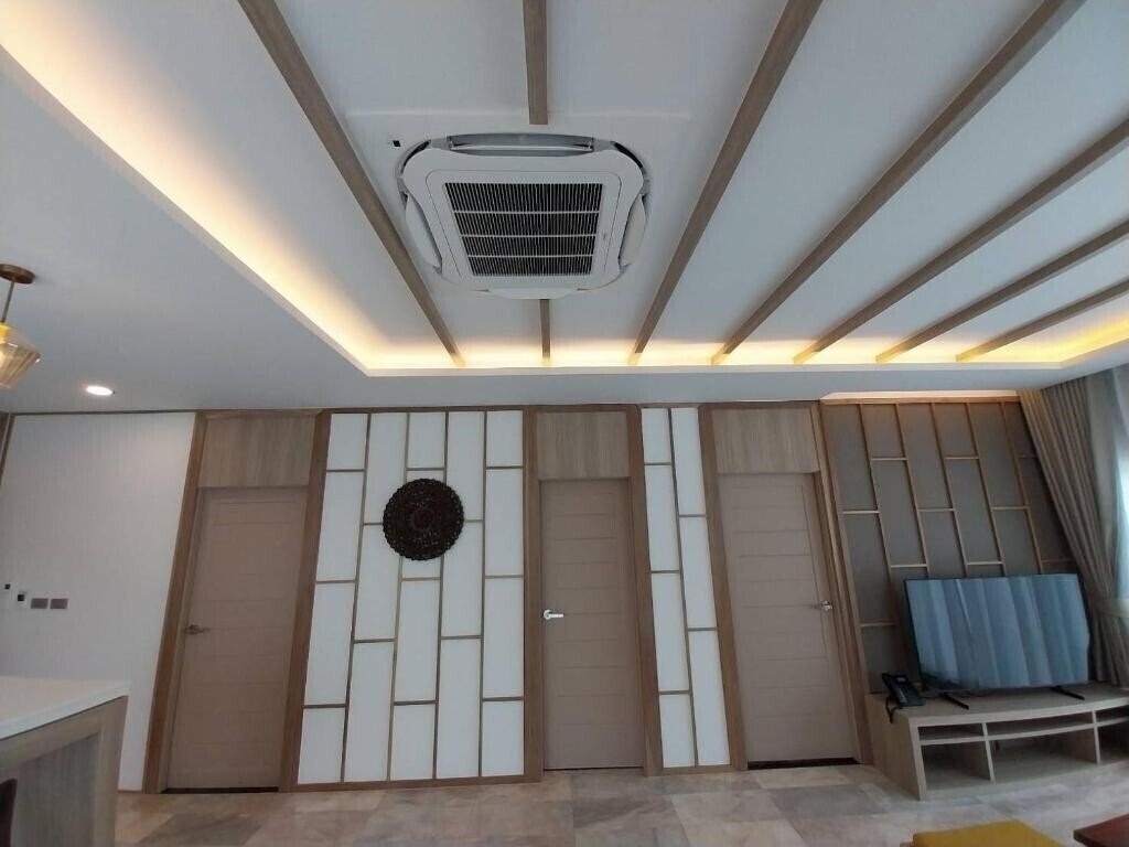 Zdjęcie Phunawa Resort Phuket Karon Beach SHA Plus (ex. Phunawa Resort, Karon Sovereign All Suites Resort, Dewa Karon Beach Phuket) 4*