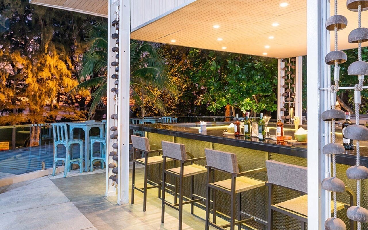 Hotel Dewa Naiyang Beach Phuket 4*