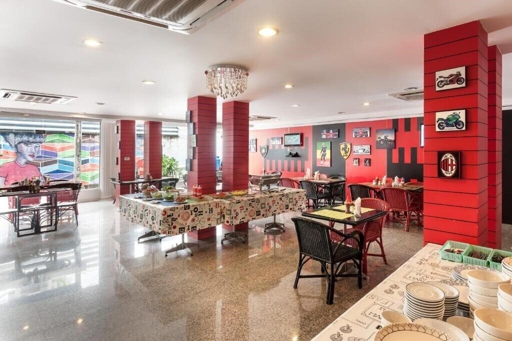 Фотографія Armoni Patong Beach Hotel By Andacura (ex. Icheck Inn Patong) 3*