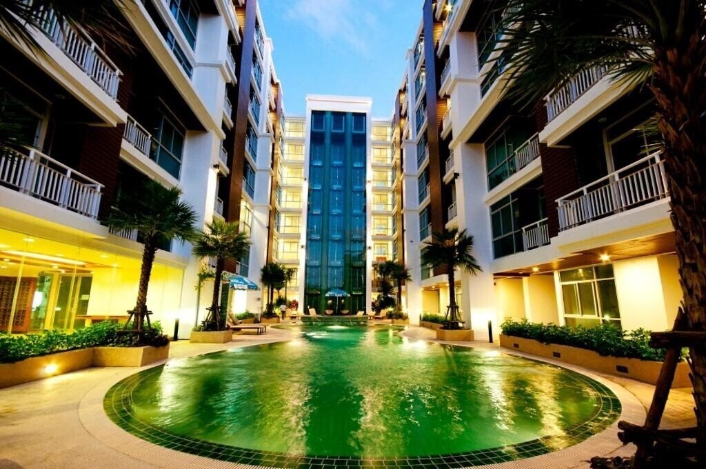 Готель Art Patong Residence 3*
