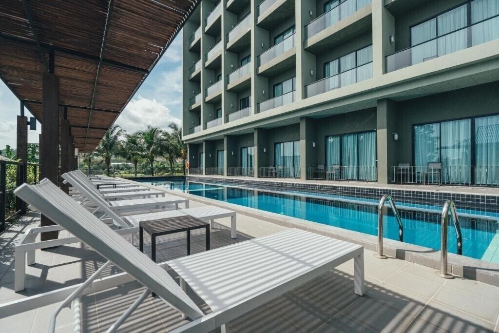Hotel Marina Express Aviator Phuket Airport 3*