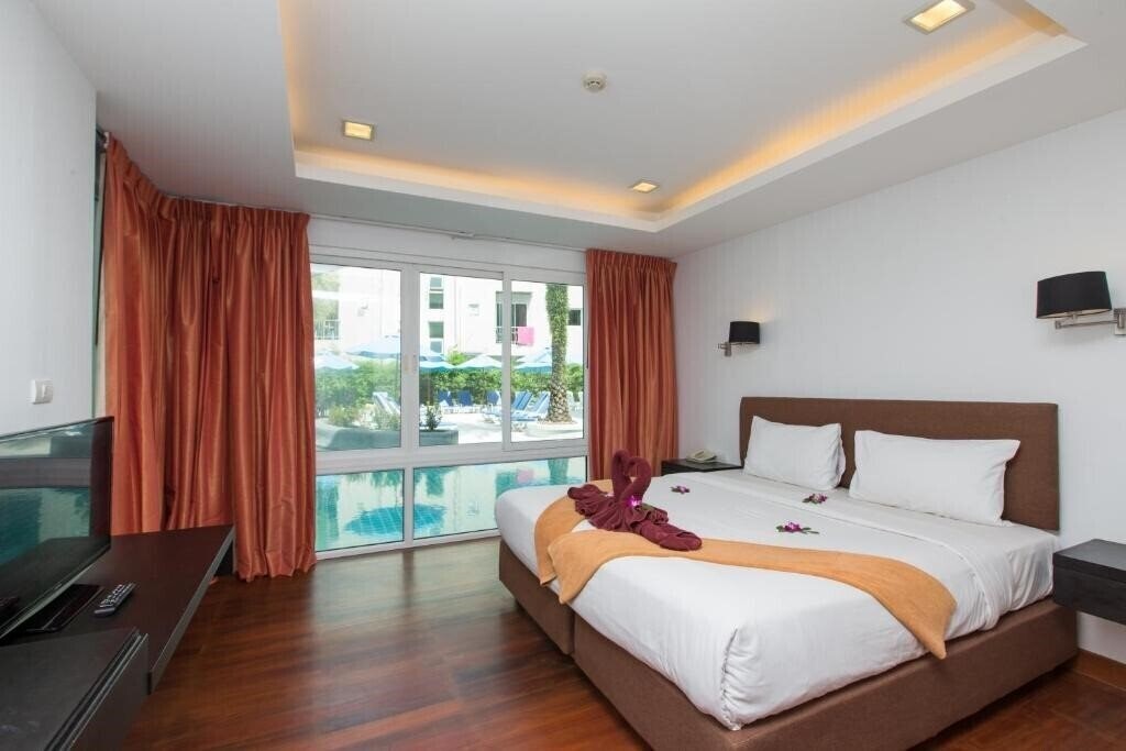 Hotel The Palms Kamala Beach 4*
