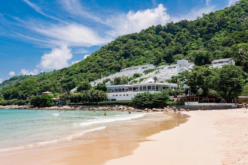 Zdjęcia The Nai Harn (ex. Royal Phuket Yacht Club) 5*