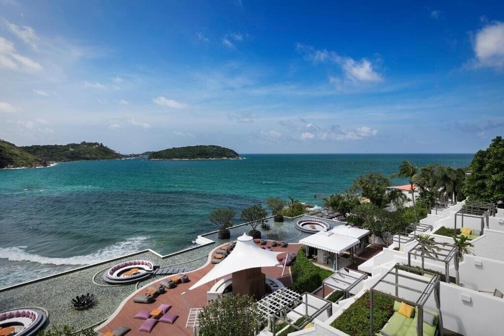 Zdjęcie The Nai Harn (ex. Royal Phuket Yacht Club) 5*