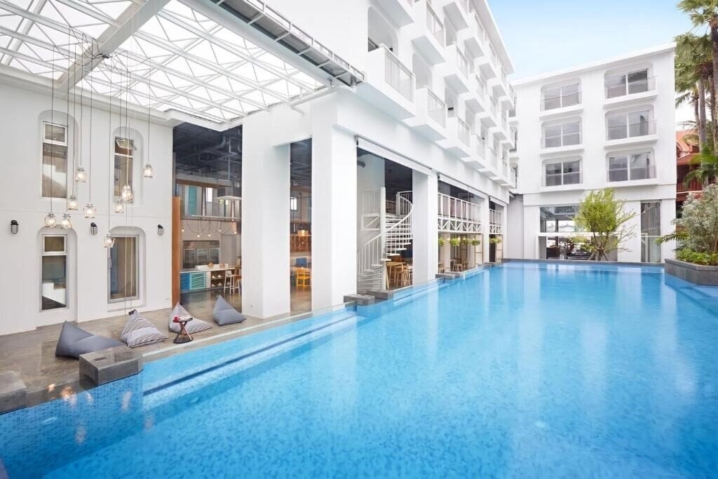 Готель Lub D Phuket Patong 3*