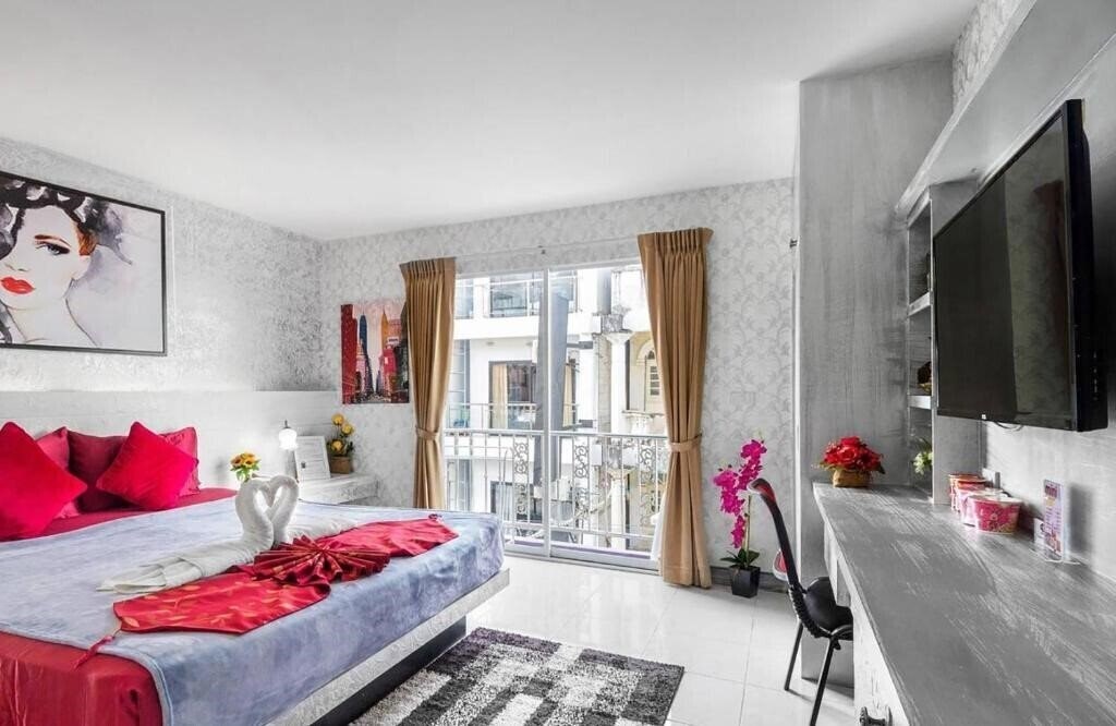 Фотографія The Shades 2*