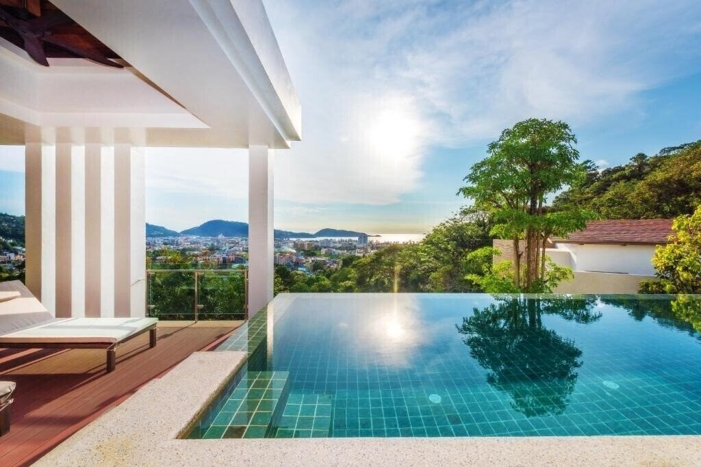 Фотографія Wyndham Sea Pearl Resort Phuket 5*