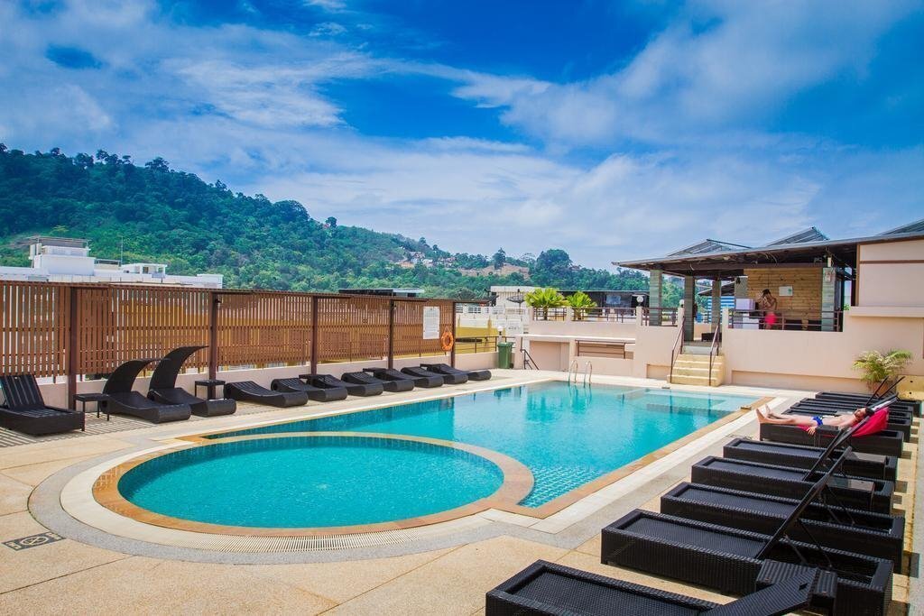 Готель Chana Phuket Hotel 3*