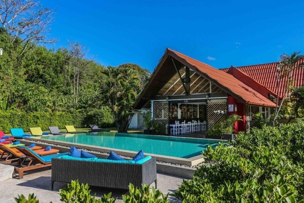 Фотографія Again @ Naiharn Beach Resort 3*