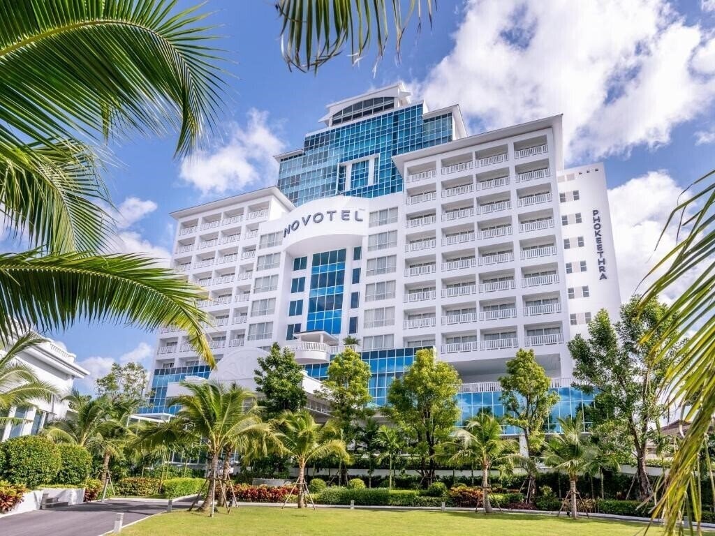 Отель Novotel Phuket Phokeethra 4*