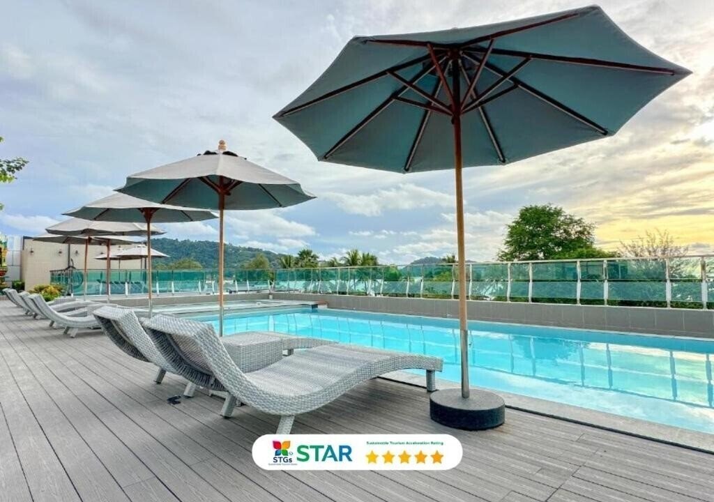 Zdjęcie Araya Beach Hotel Patong 1*