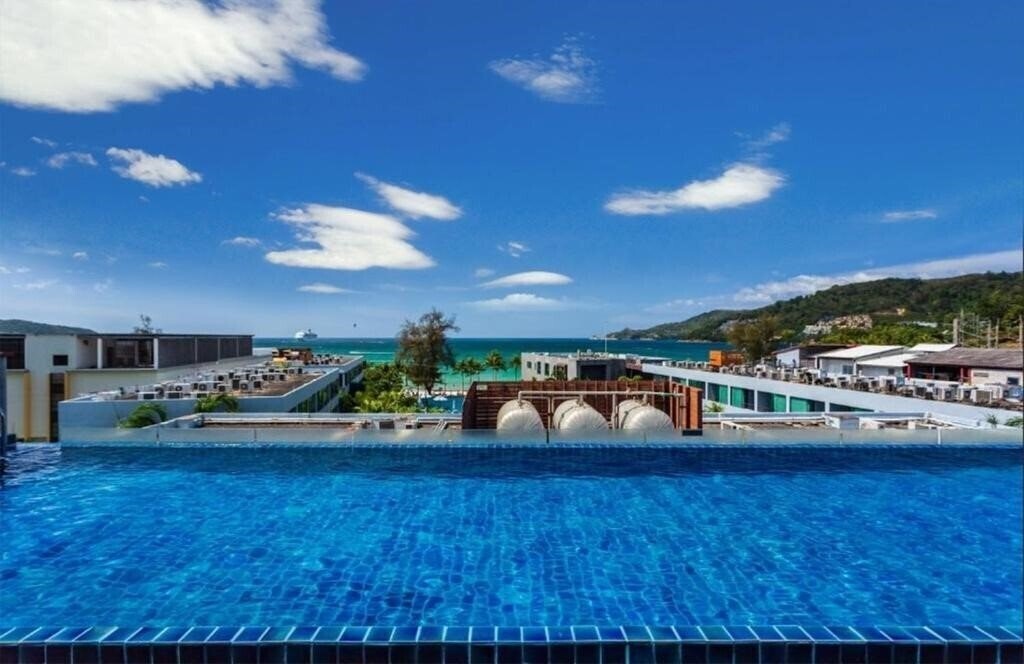 Готель 7q Patong Beach Hotel 3*