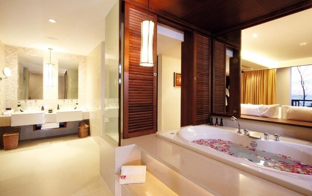 Zdjęcie Movenpick Resort Bangtao Beach Phuket 5*