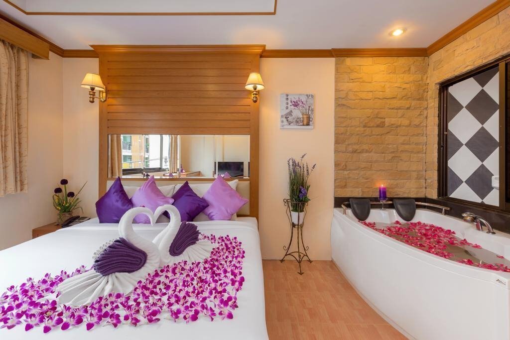 Zdjęcie Bangkok Residence (ex. Bangkok Residence Patong) 3*