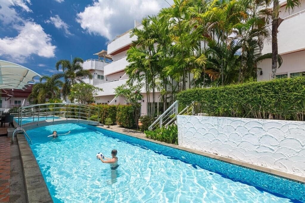 Зображення Dewa Karon Beach Phuket 4*