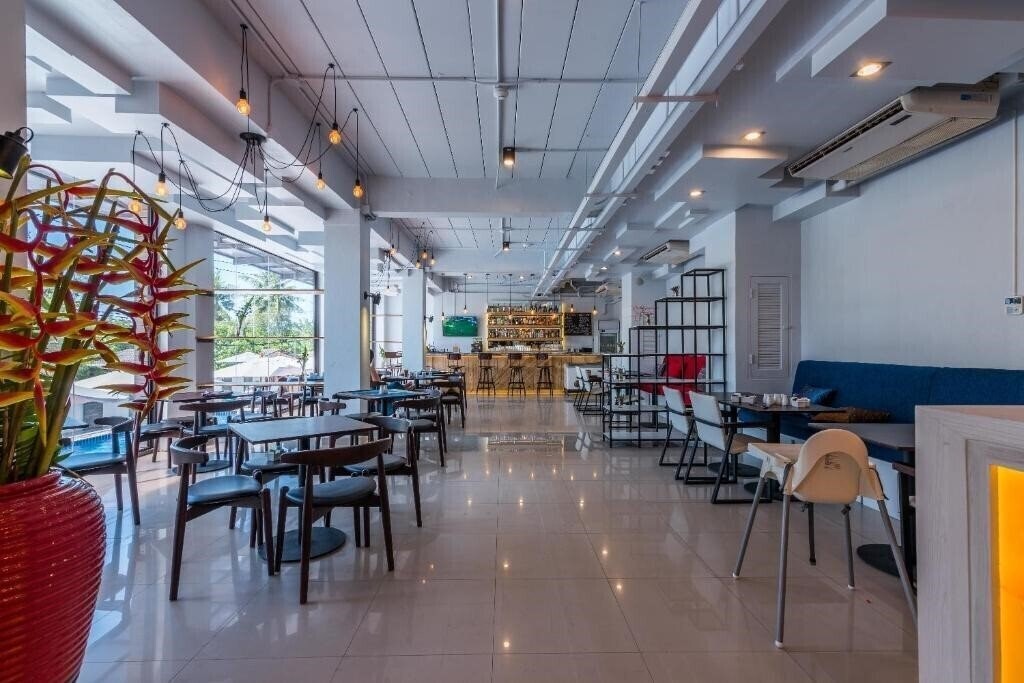 Фотографія Maikhao Hotel Managed By Centara 4*