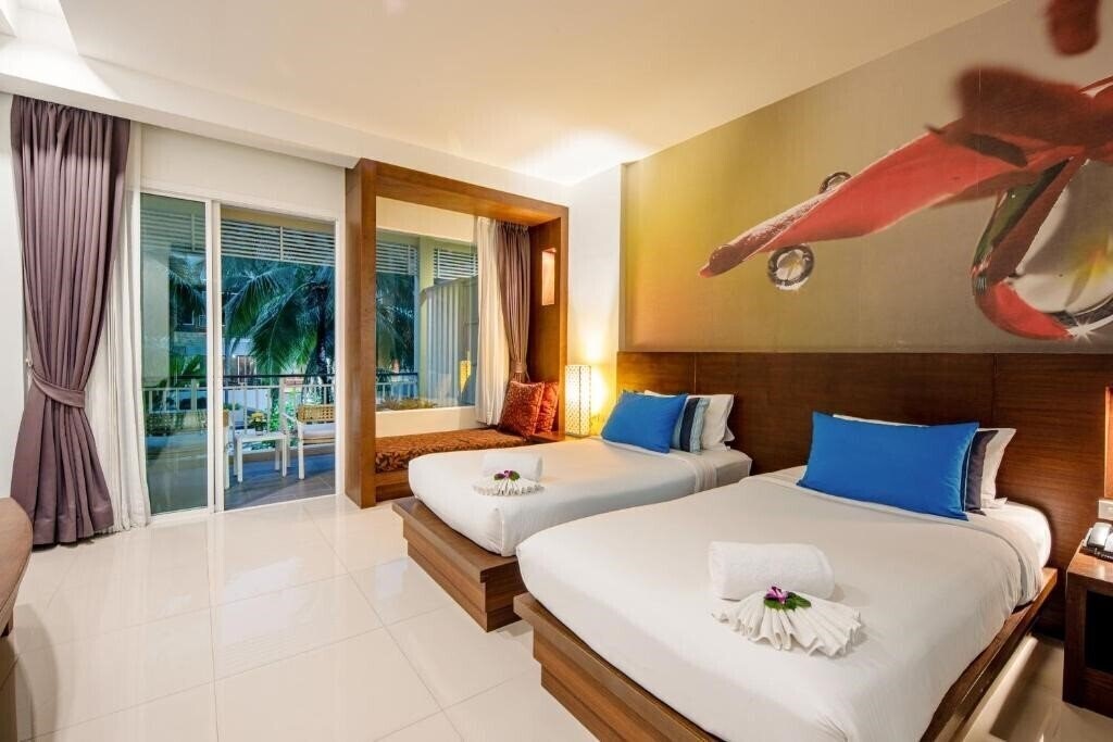 Готель A2 Pool Resort Phuket 3*