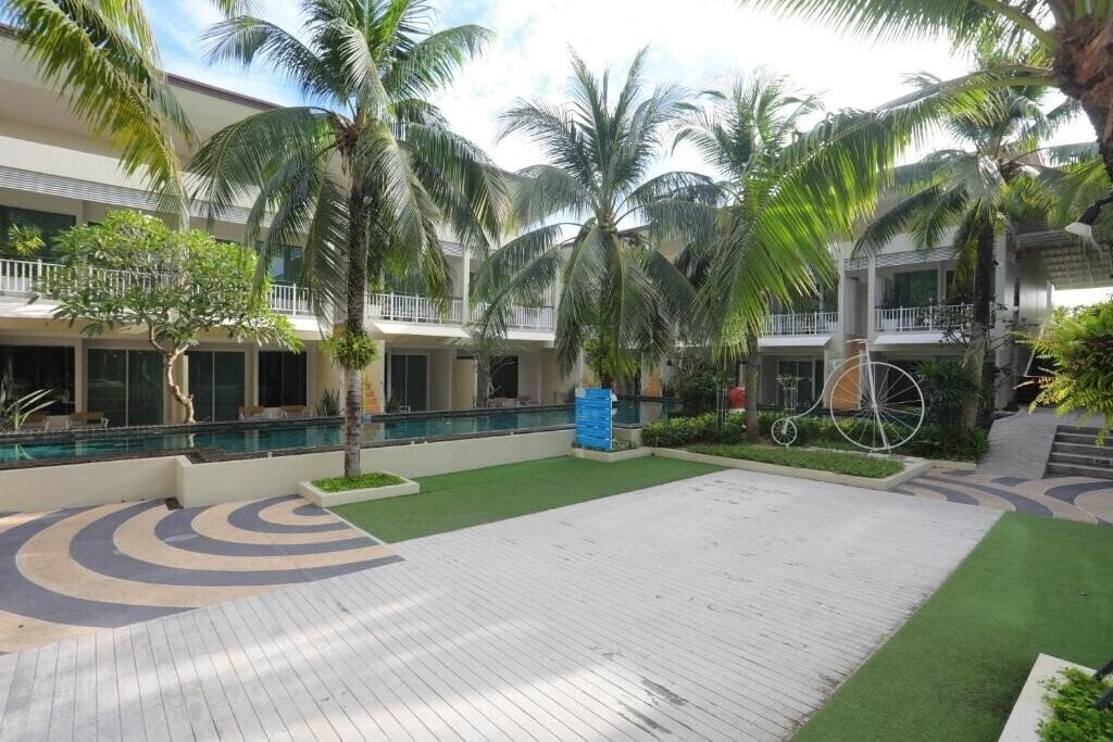 Фотографія A2 Pool Resort Phuket 3*