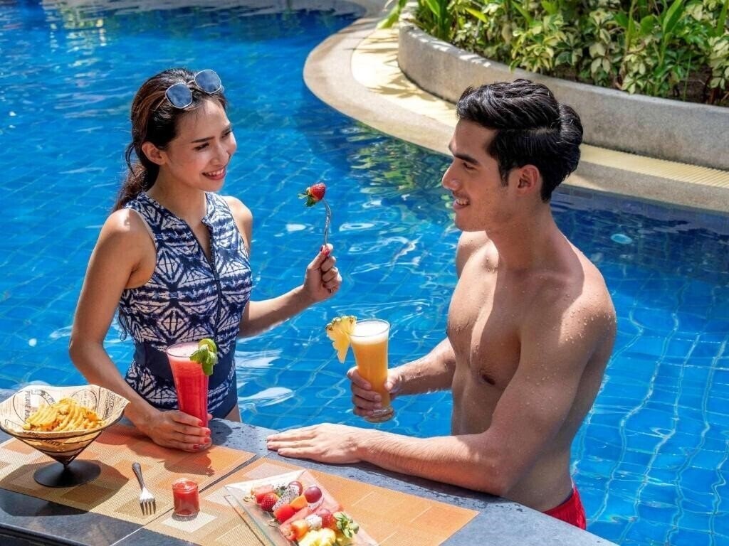 Zdjęcie Holiday Inn Resort Phuket Surin Beach 4*