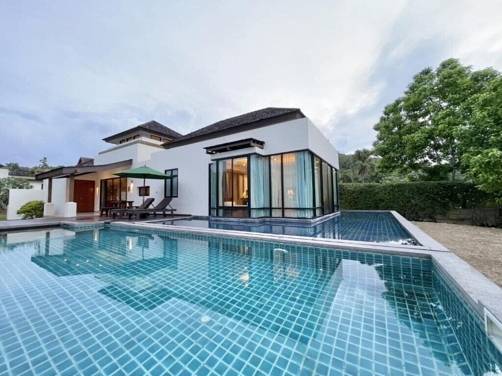 Zdjęcie Ozone Villa Phuket 5*