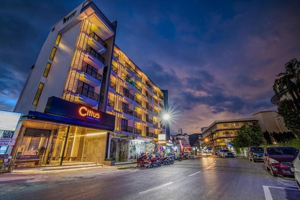 Готель Citrus Patong Hotel 4*