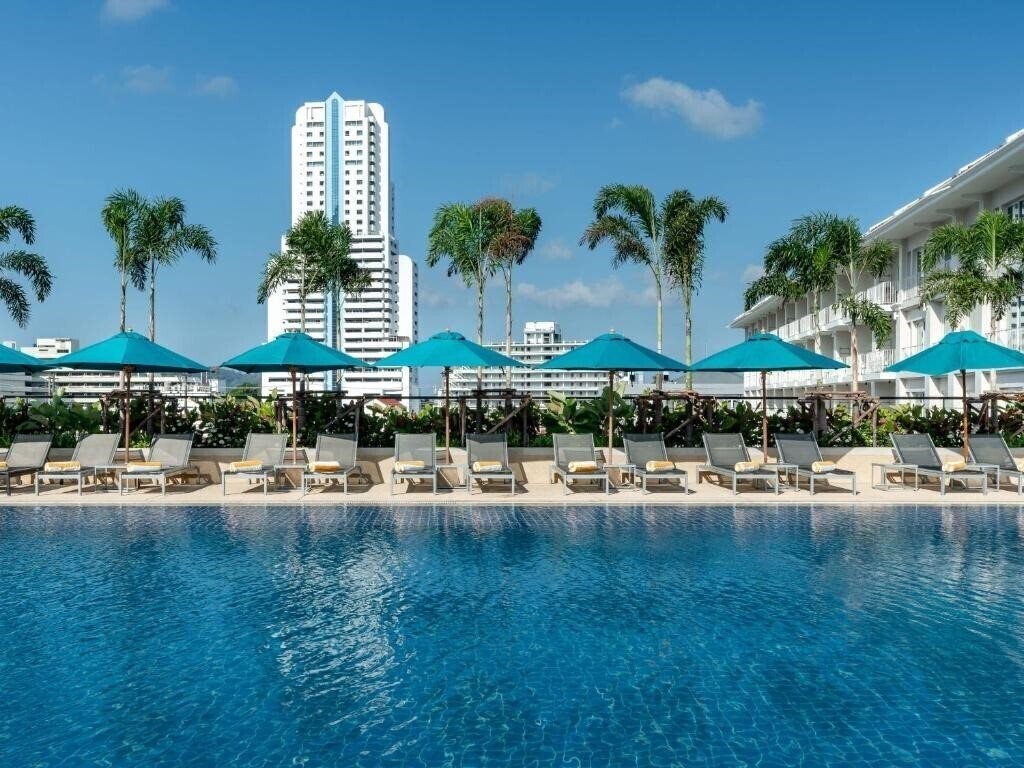 Zdjęcia M Social Hotel Phuket 5*