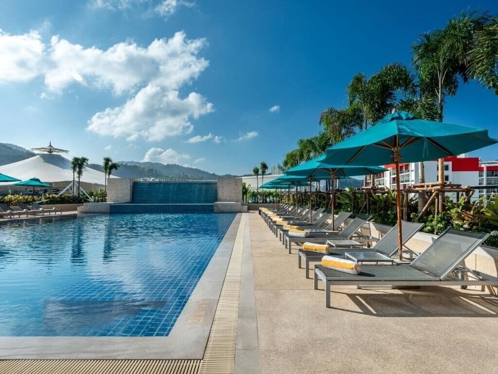 Obraz M Social Hotel Phuket 5*