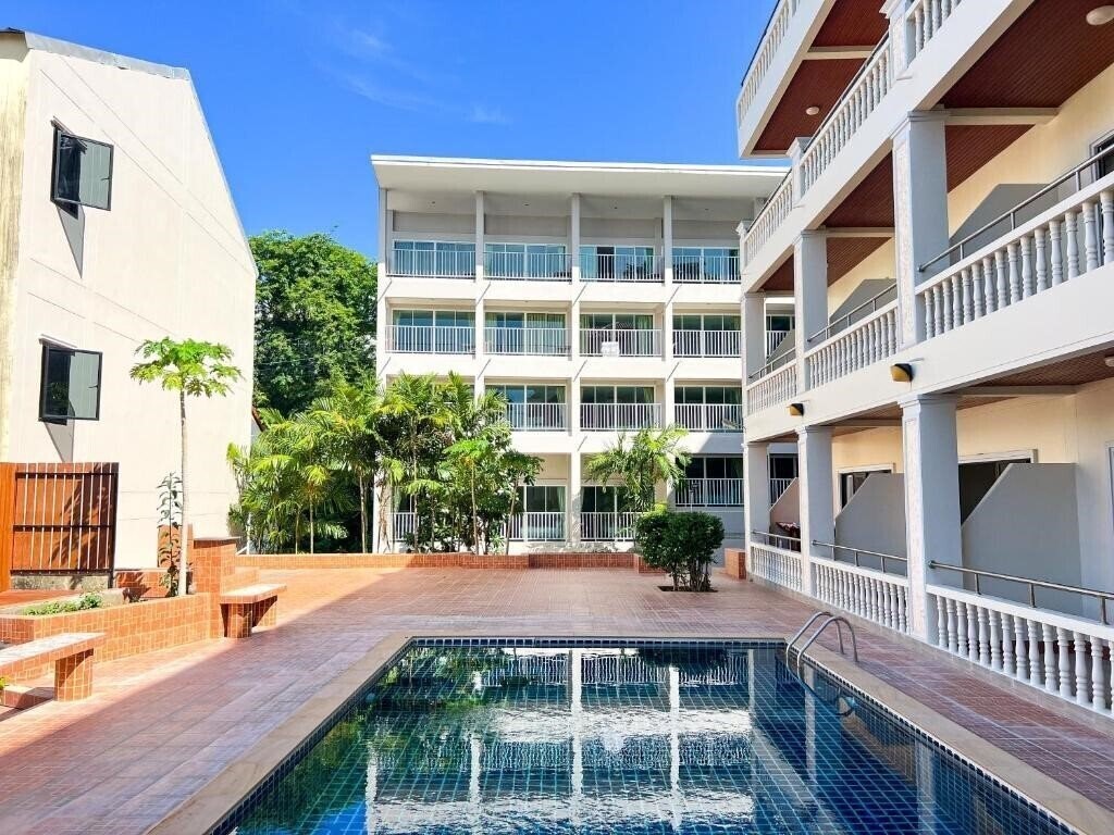 Готель Tri'S Miracle Kata 4*