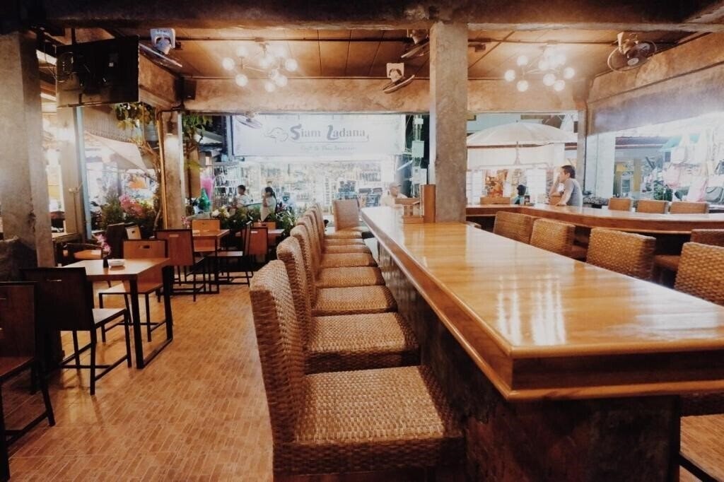 Изображение At Kamala Hotel 3*