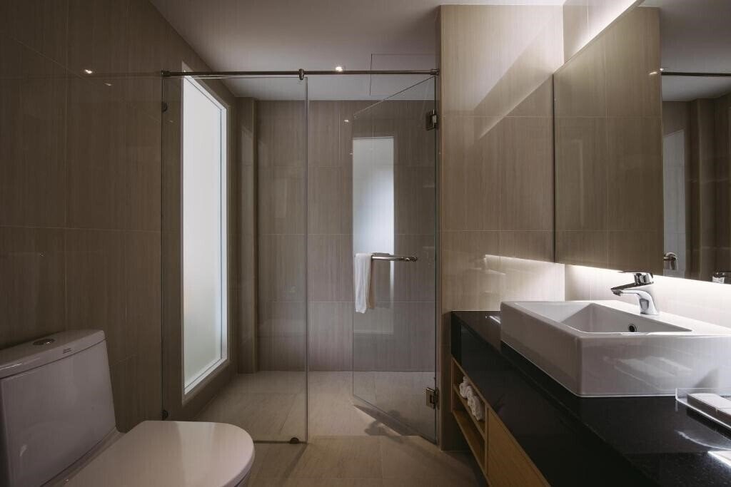 Фотографія Tiras Patong Beach Hotel 2*