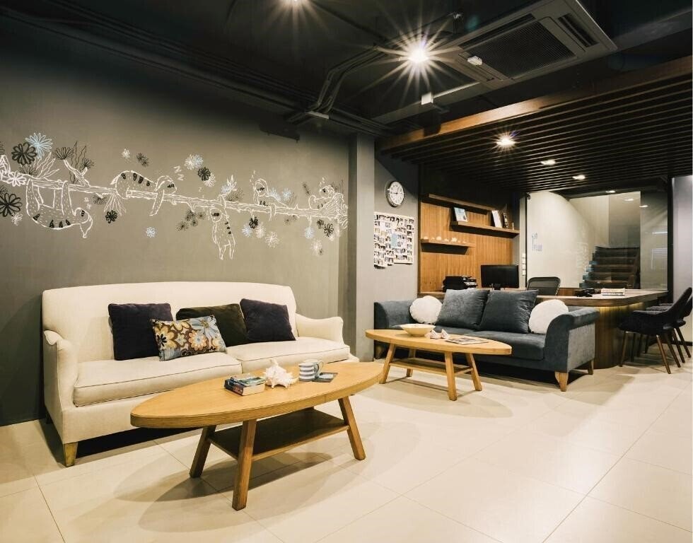 Зображення Tiras Patong Beach Hotel 2*