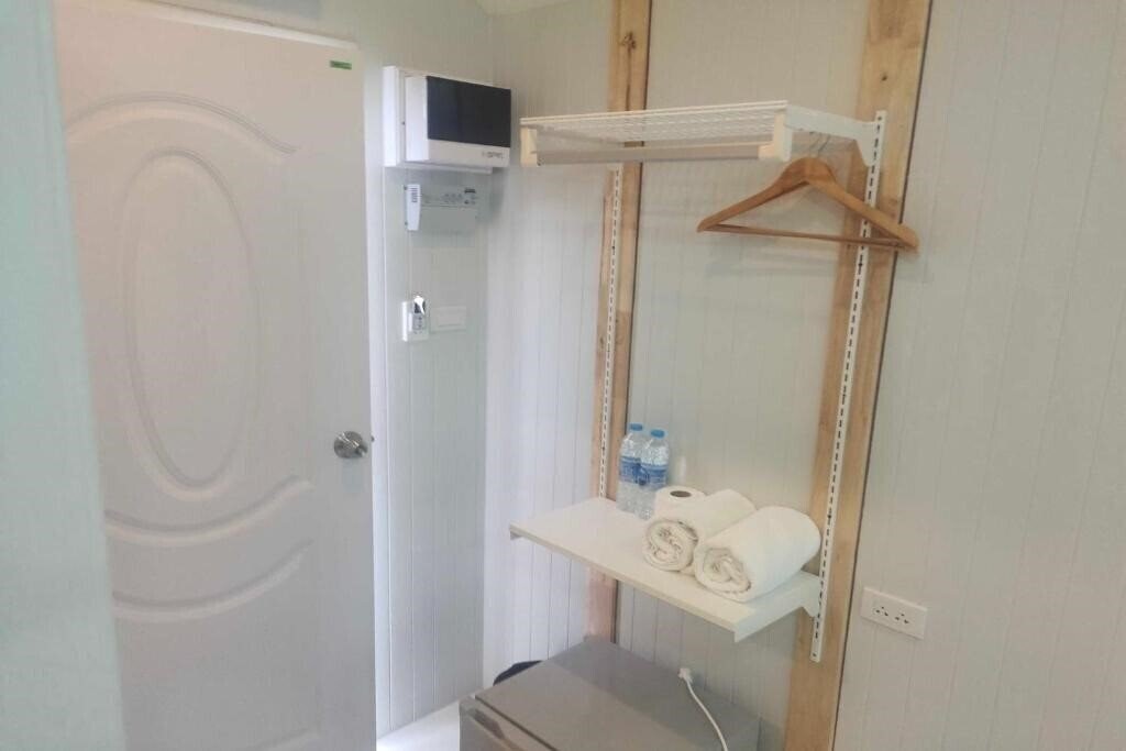 Zdjęcie N&N House Laem Hin 3*