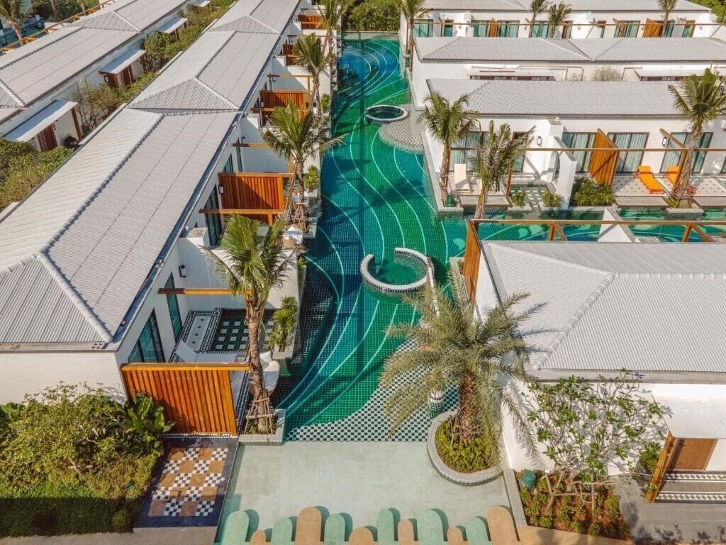Готель Sugar Marina Resort Lagoon Villas Naiyangbeach 4*