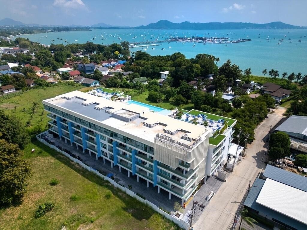 Hotel Chalong Marina Bay View Phuket 5*