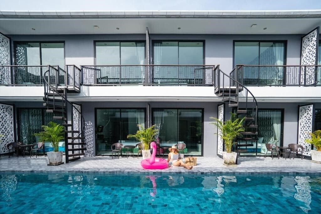 Hotel Chanakarn Pool Access 4*