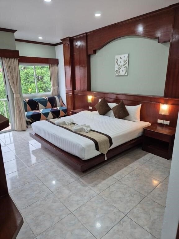 Zdjęcie New Forest Patong 3*