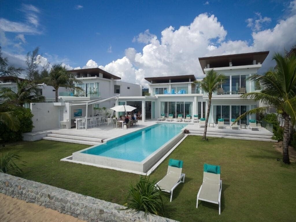 Готель Coastal Escape Natai Beach 5*