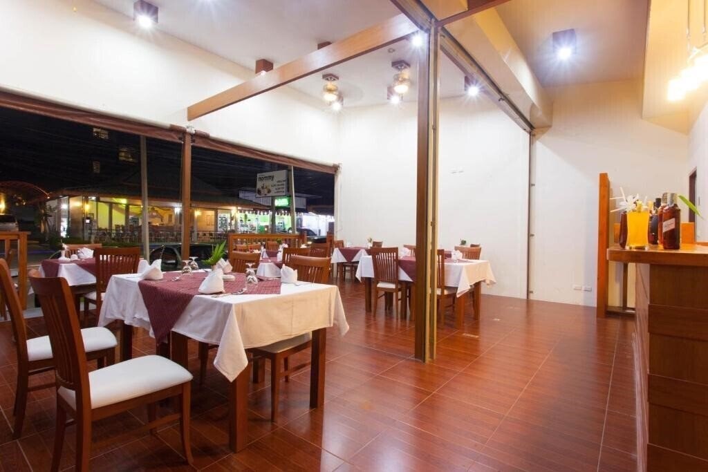 Zdjęcie Chalong Princess Pool Villa Resort 3*